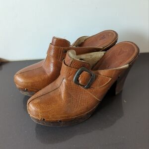 Frye Ella Wooden Platform Winter Clogs Shearling Leather Brown Buckle Sherpa 9.5